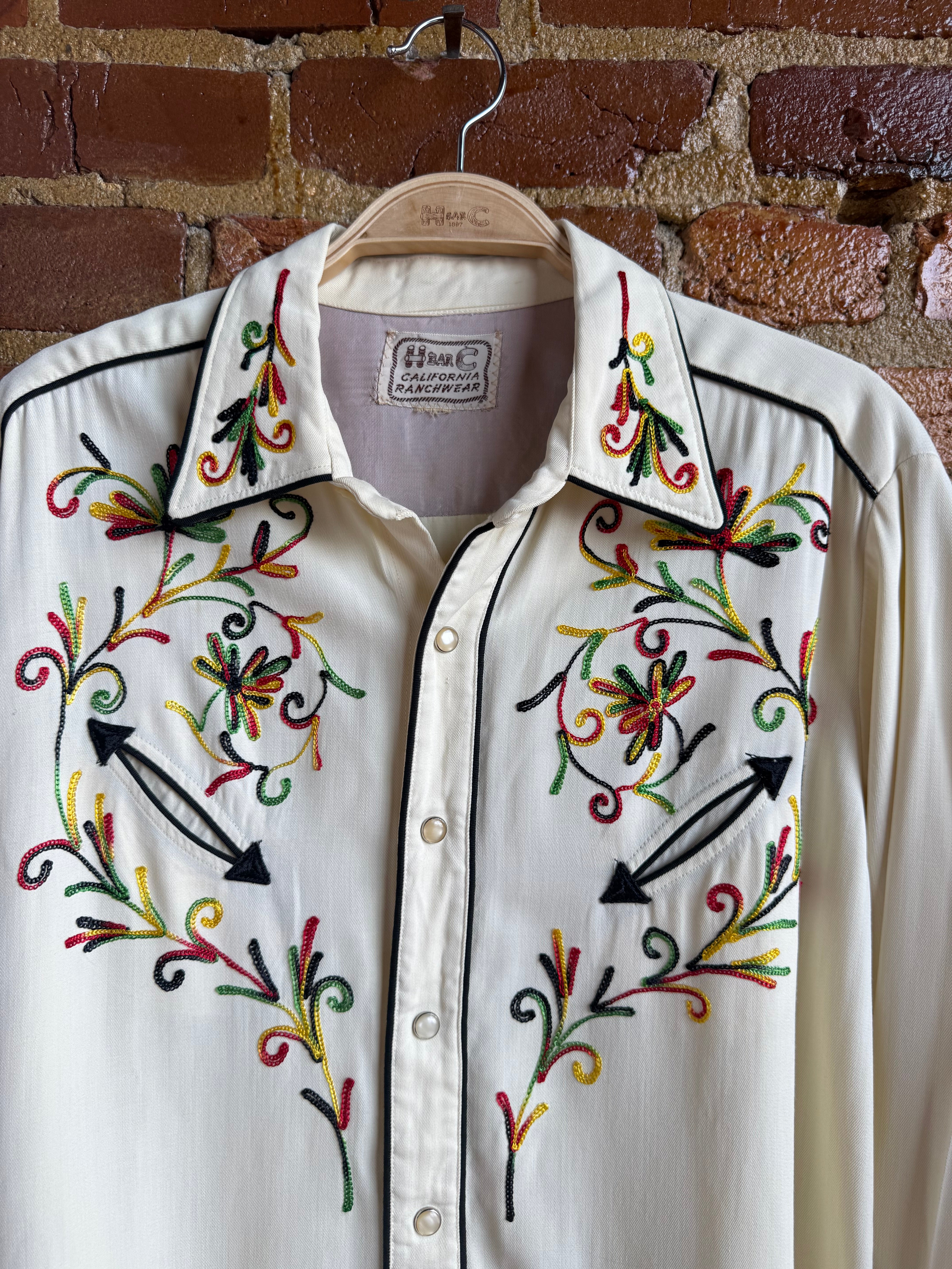 Archive 1950’s Cream with Swirl Embroidery Vintage Shirt