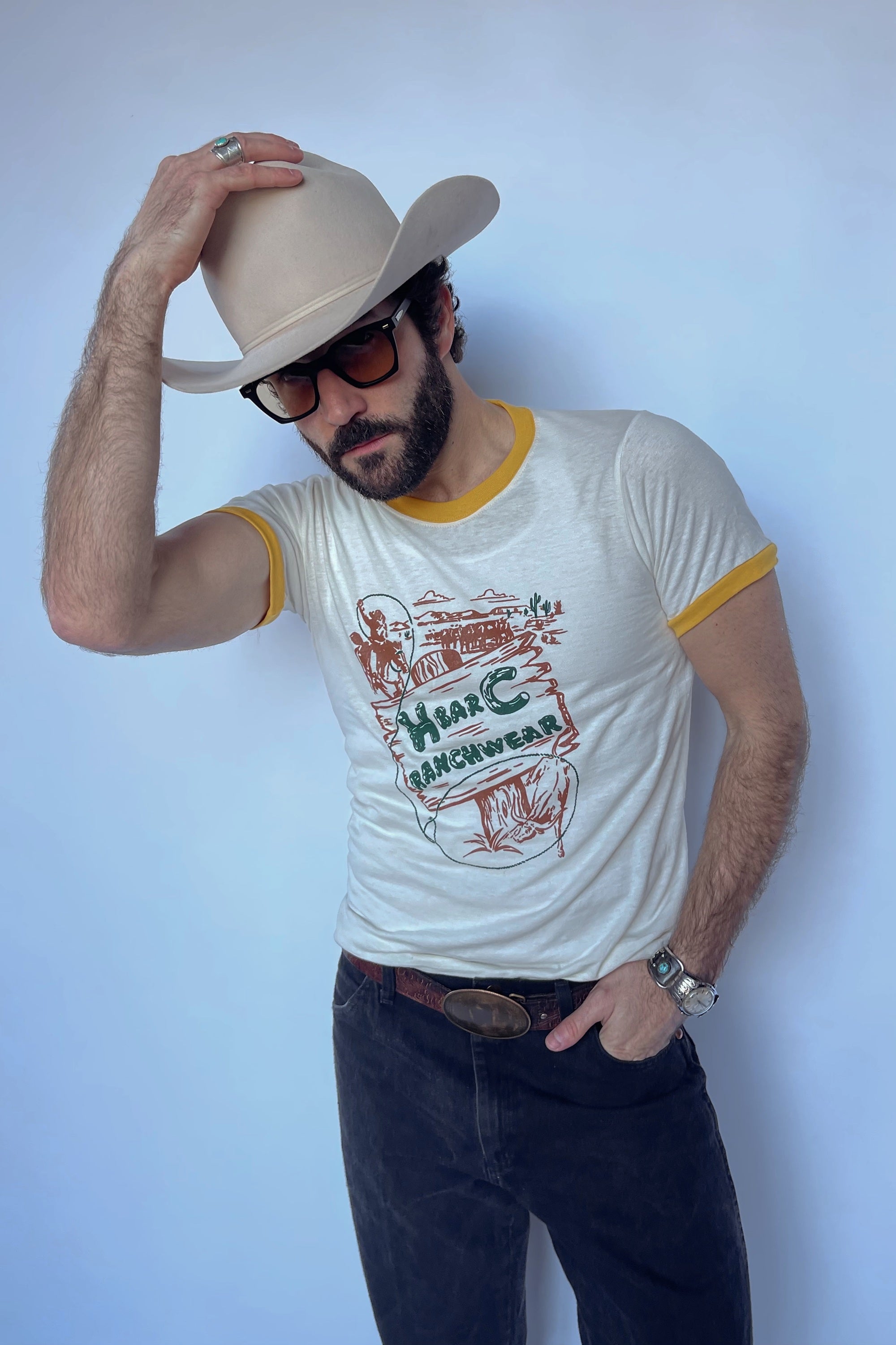 Post Canyon White Yellow Ringer