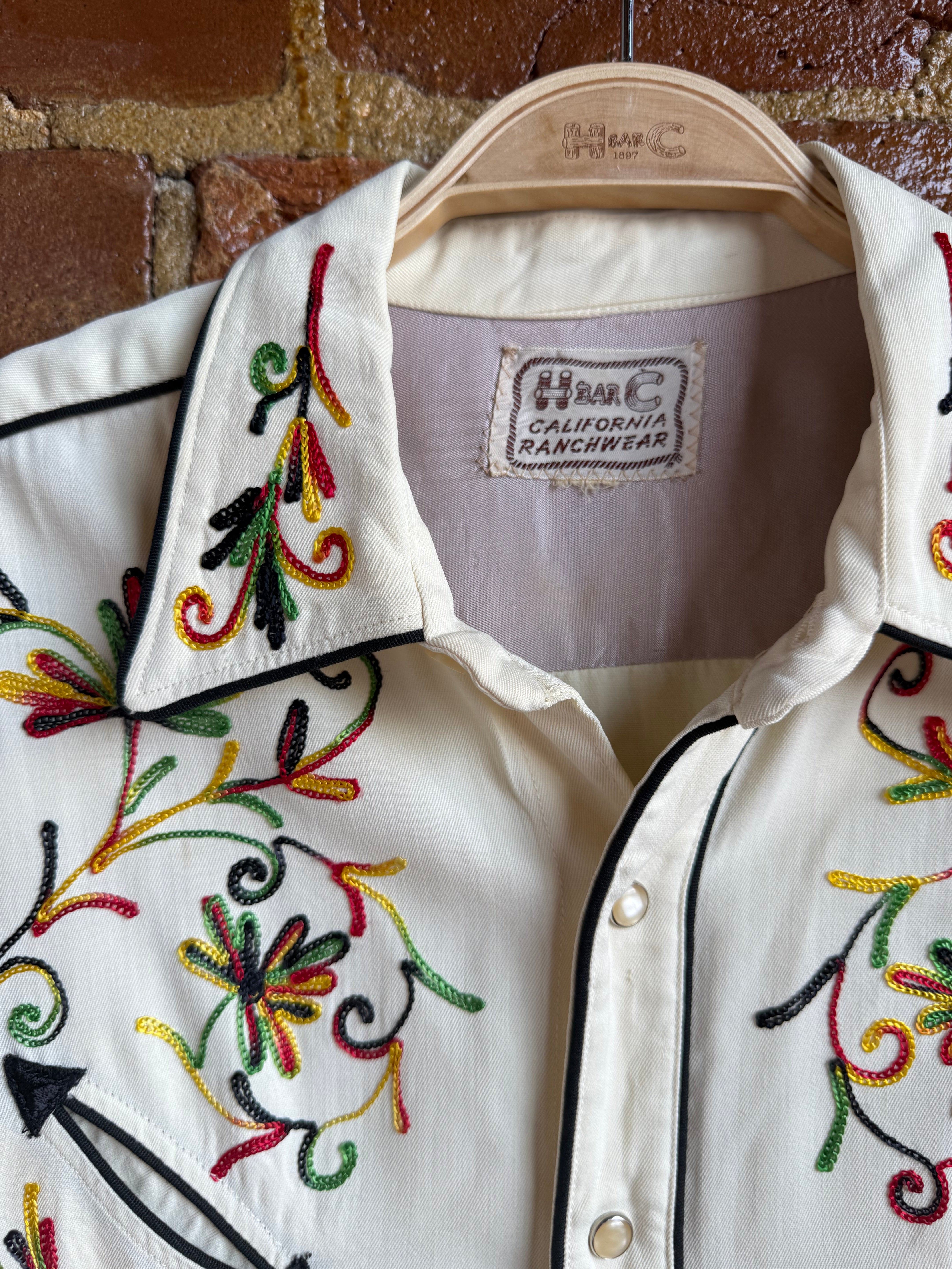 Archive 1950’s Cream with Swirl Embroidery Vintage Shirt