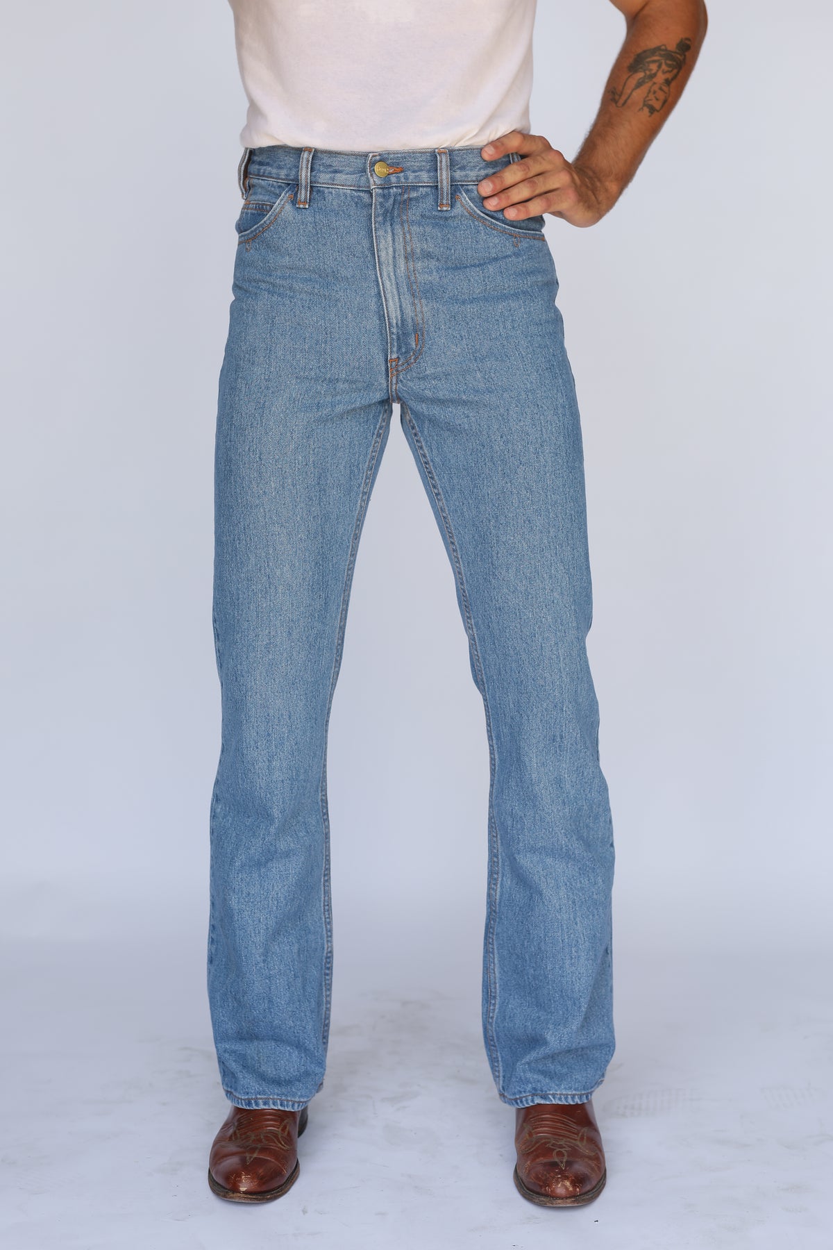 Boot Cut Flare - Light Wash