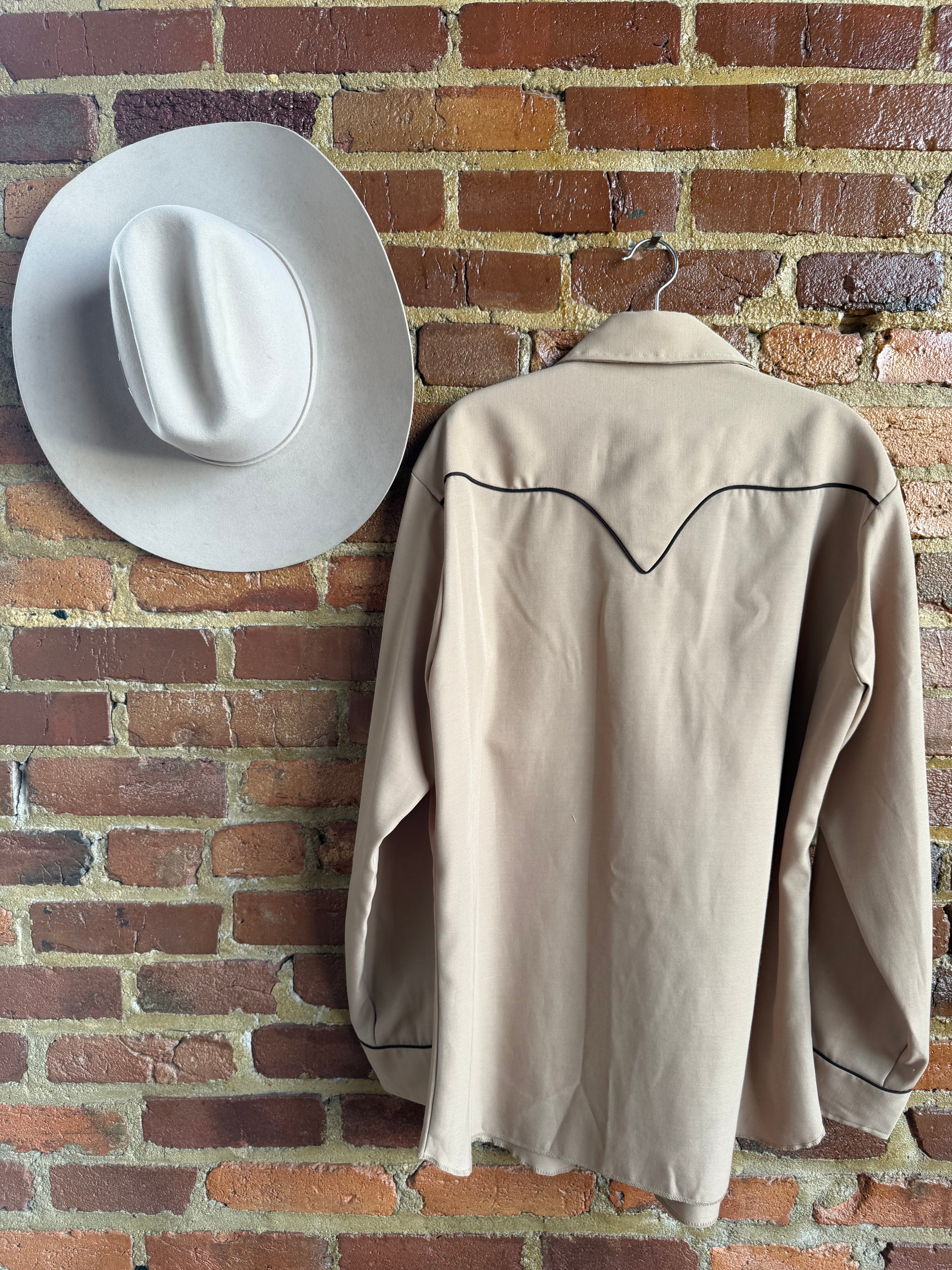 Archive 1970’s Beige Arrowhead Vintage Shirt