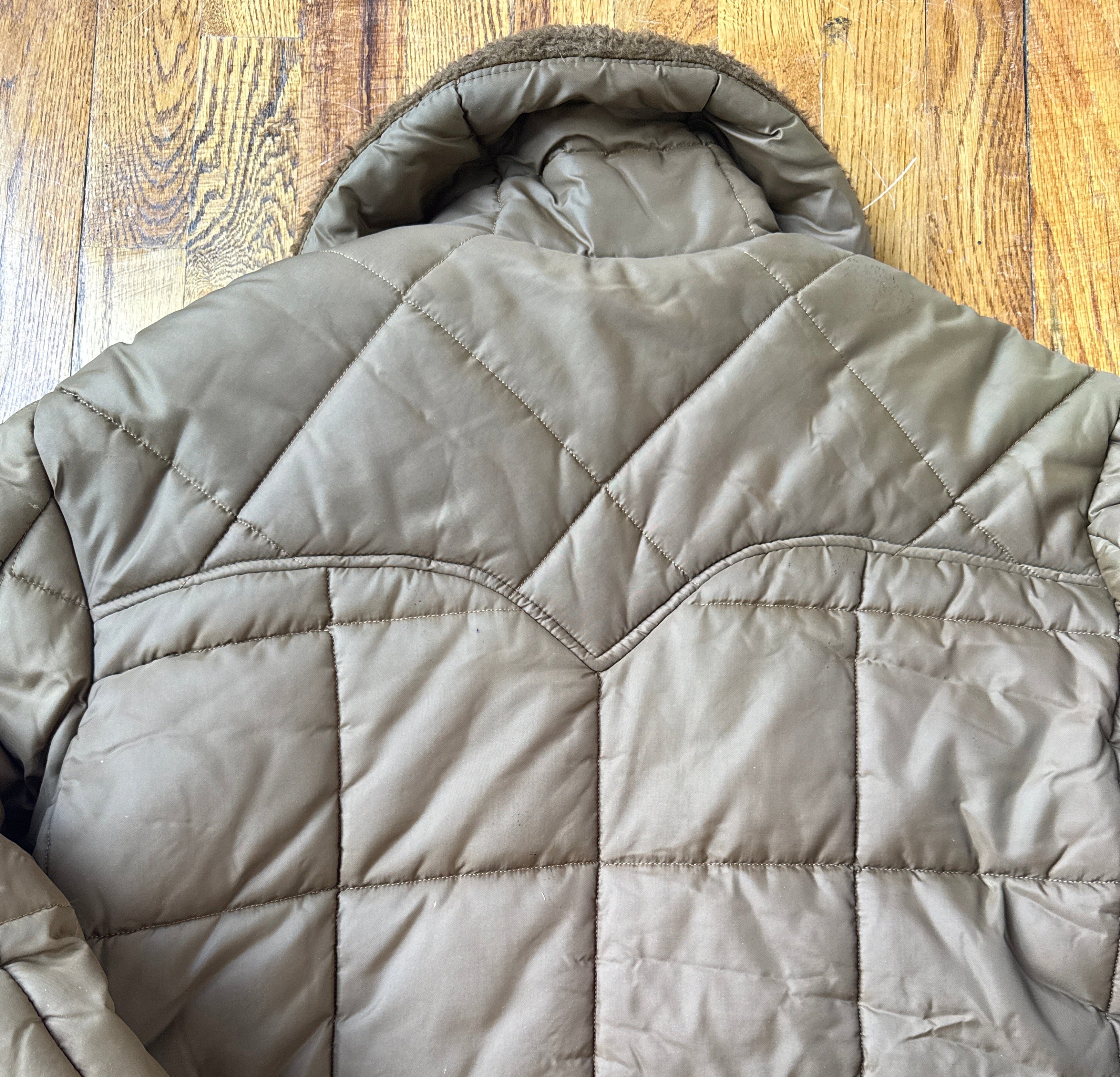 1960'S WESTERN QUILTED FUR LINED PUFFER W FUR COLLAR - LARGE/XL