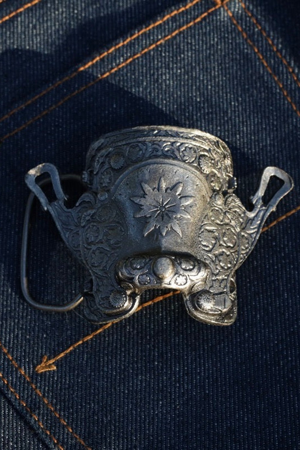 Saddle Belt Buckle - Five Pieces of the Frontier