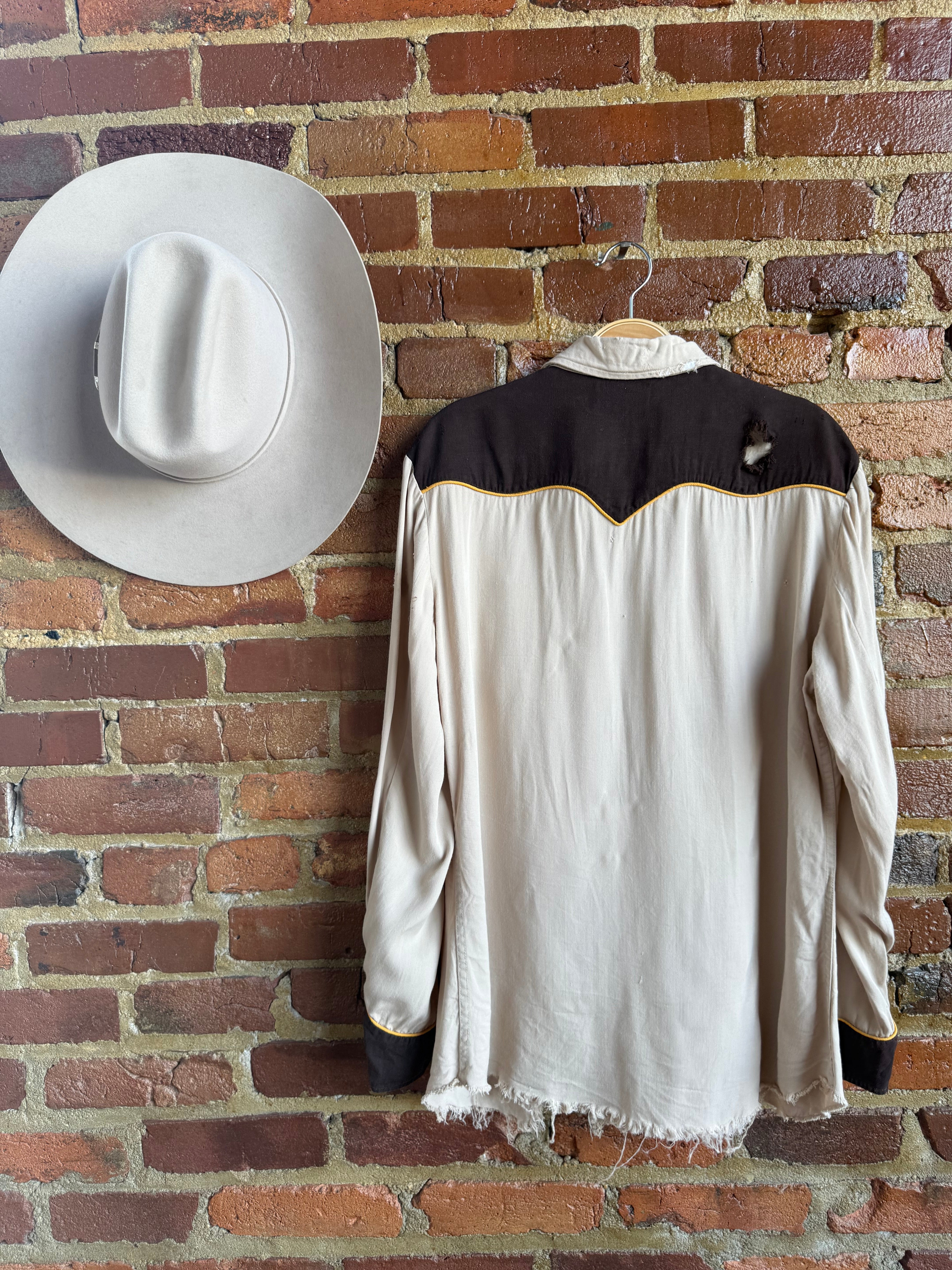 Archive 1940's Women’s Yellow Floral Vintage Shirt